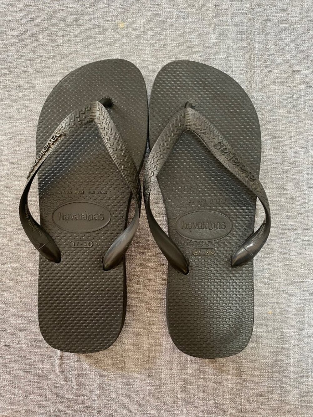 Havianas Black Womens Flip Flops size 37-38